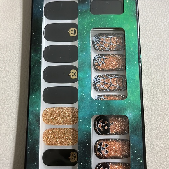 Nib Dashing diva gloss gel nail strips - Picture 3 of 4